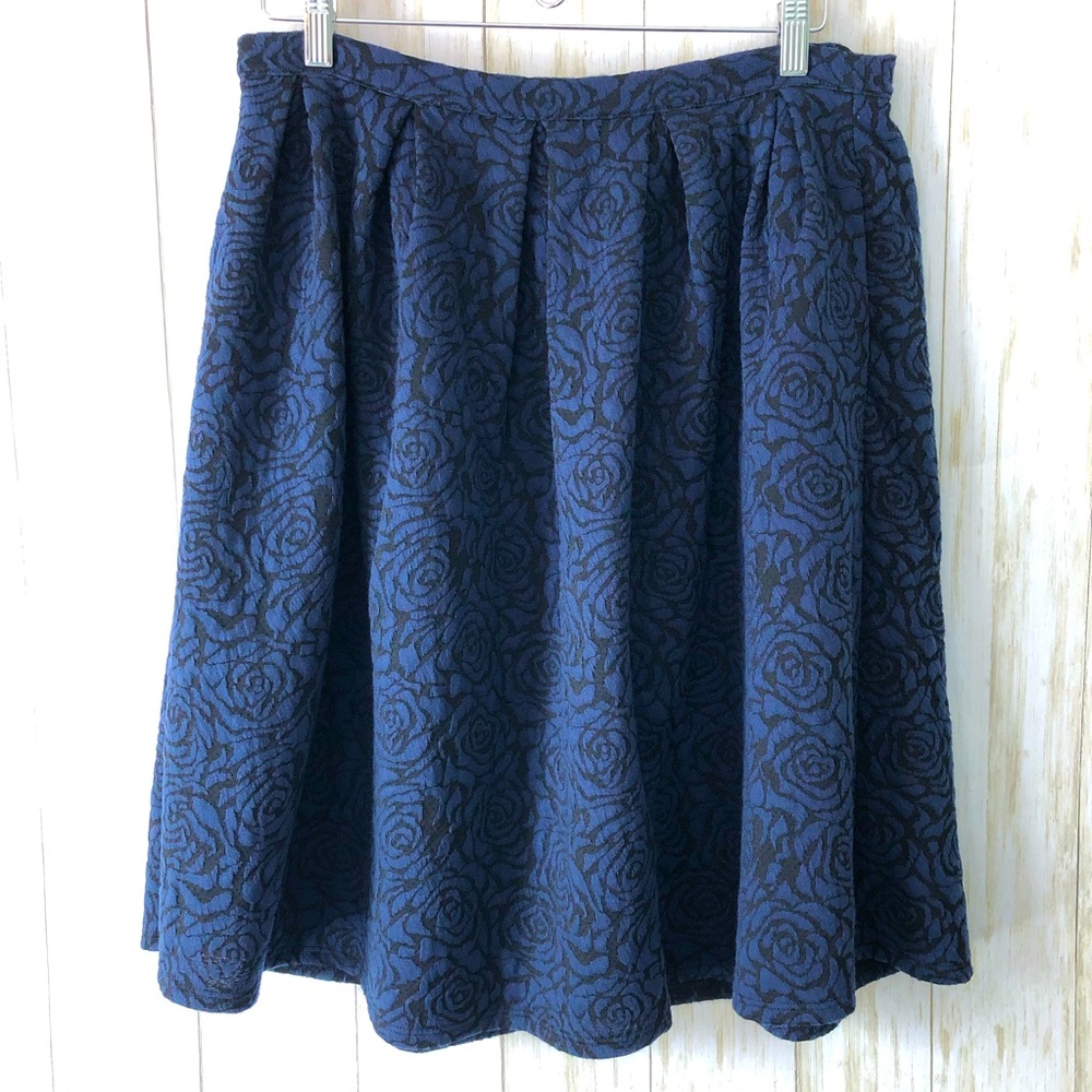 Skirt with Pockets & Box Pleats